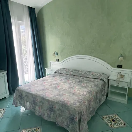 Sirena - Thermae & Ξενοδοχείο 3*