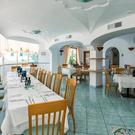 فندق Sirena - Thermae & كازاميتْشيولا تيرمي